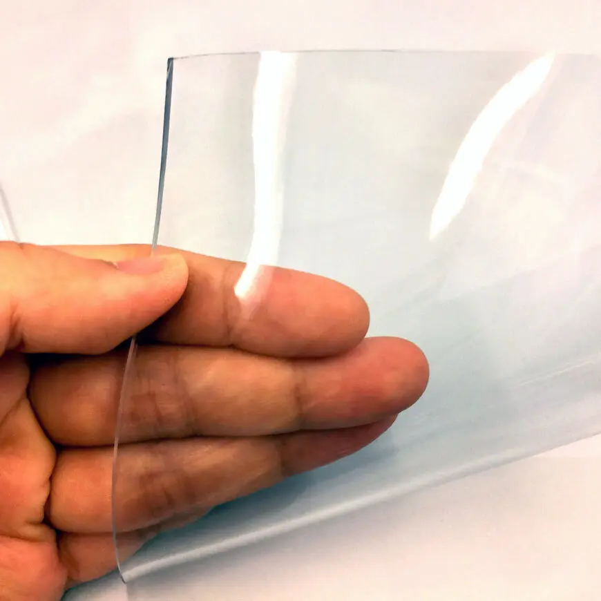 70-07-14-cristal-film-folie-transparenta-pvc-inchidere-terase-0-7-mm-1.webp
