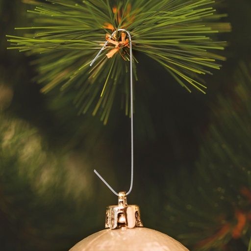 [58059C] Carlige agatat ornamente brad Craciun, 150 buc.